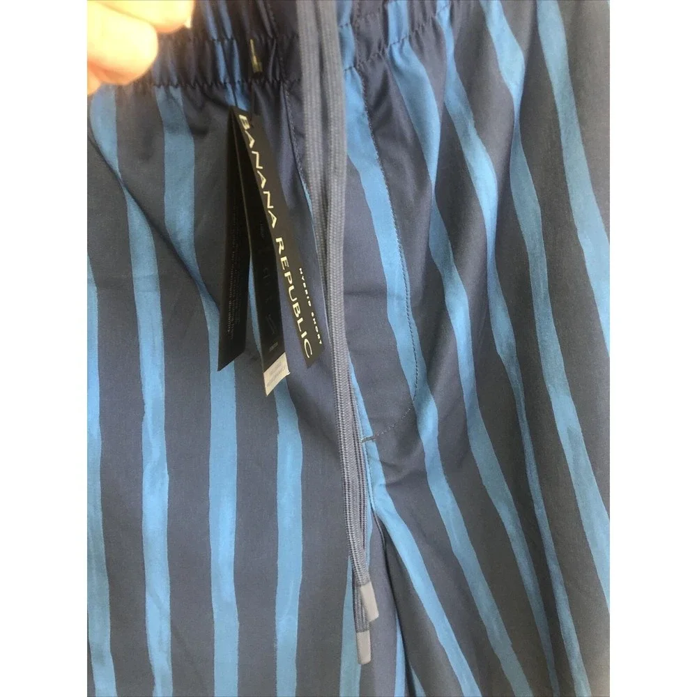 NEW Banana Republic‎ Men’s Print Hybrid Shorts - Blue Stripe - XXL